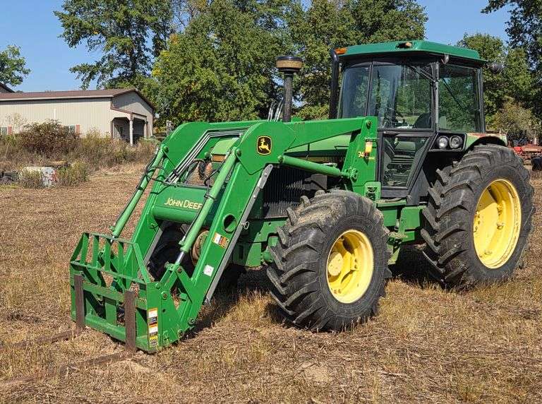 1992 John Deere 3255 FWA Tractor with Loader