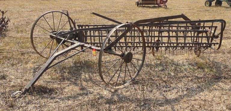 J.I. Case Pull Type Hay Rake