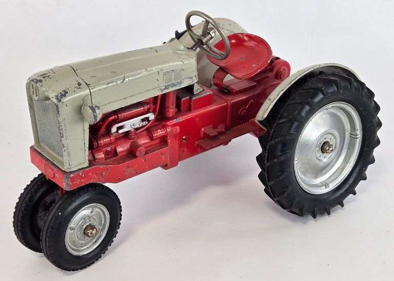 Vintage 1/12 Scale Hubley Ford Tractor