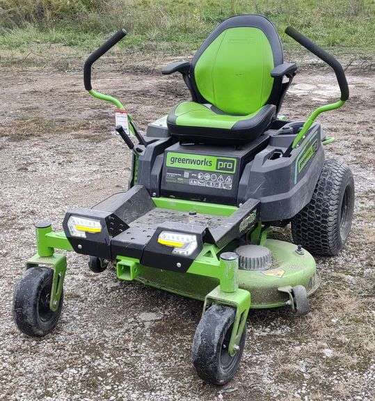 Greenworks Pro CRZ 426 42" Zero Turn Mower