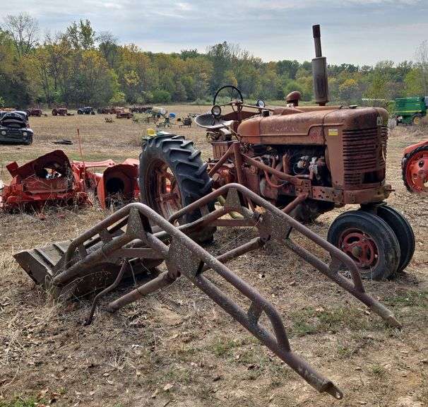 1953 Farmall Super M With Freeman Loader