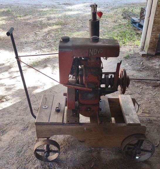 Novo Stationary Engine on Wood Cart