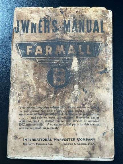 (AA) Farmall Owners Manual