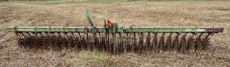 John Deere 400 Rotary Hoe