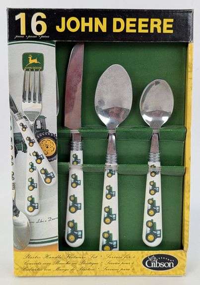 John Deere 16 Piece Flatware Set