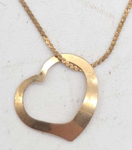 (E) 14K Yellow Gold Heart Pendant Necklace