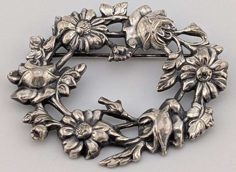 Vintage Sterling Floral Wreath Brooch