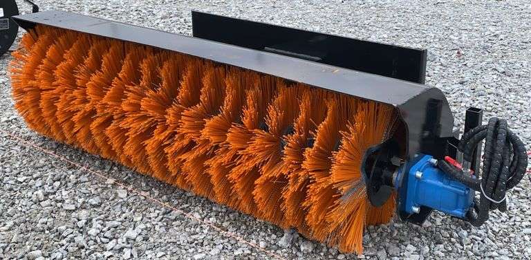 Quick Attach Sweeper 2025 FUTURE 61