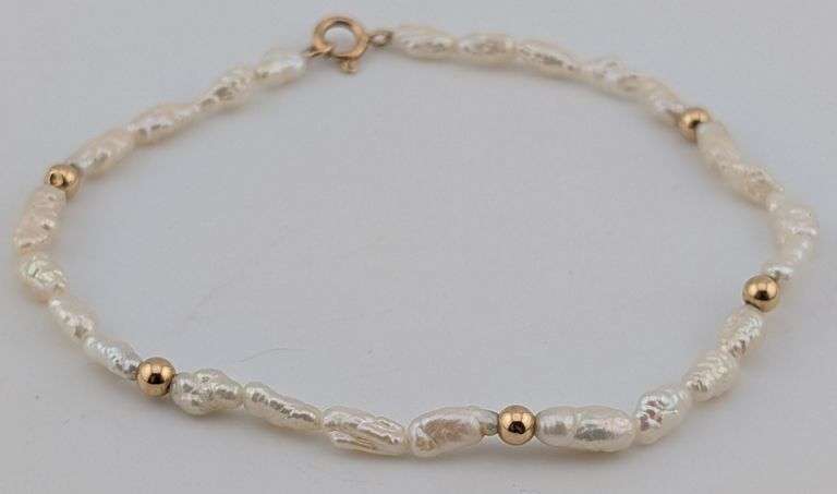14k Gold Pearl & Gold Beaded Bracelet