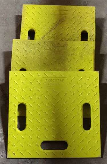 Checkers Diamondback Hose Bridge Ramps - Kraft Auction Service, LLC