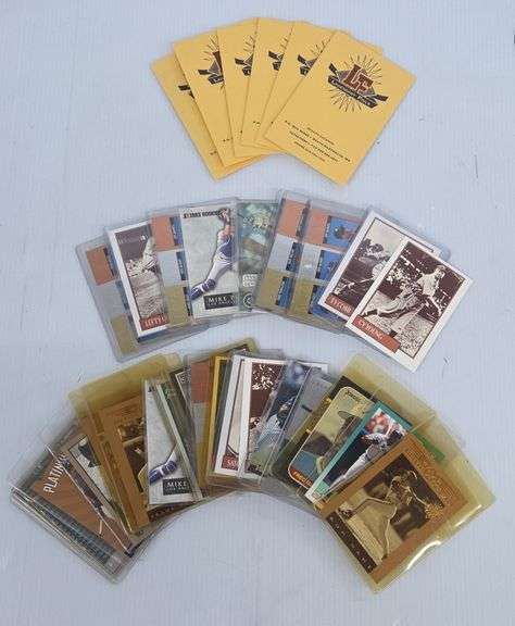 (II) Major League Baseball Trading Cards - Kraft Auction Service, LLC