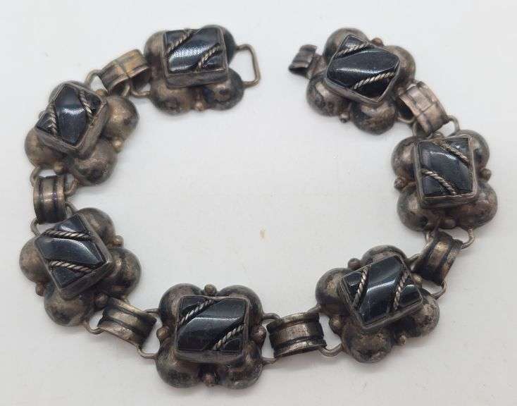 (E) Mexico Sterling Silver Onyx Bracelet