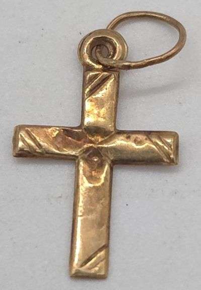 (E) 14K Yellow Gold Cross Charm