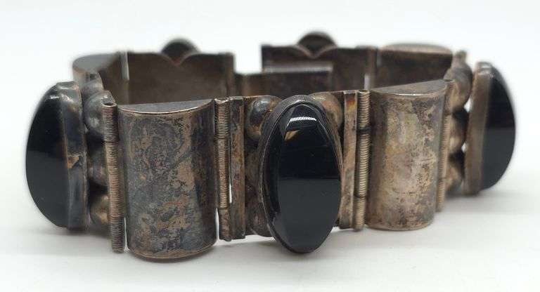 (E) Mexico Sterling Silver and Onyx Bracelet