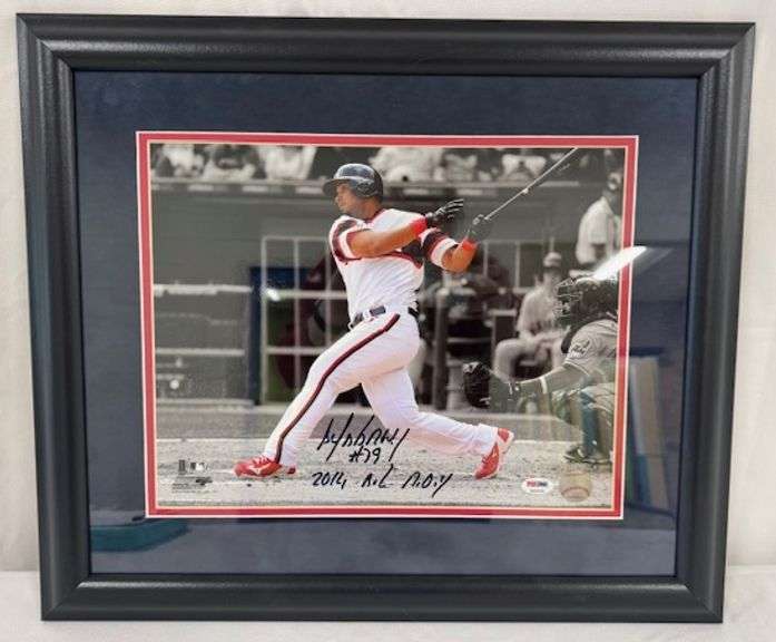 Jose Abreu Autographed Picture
