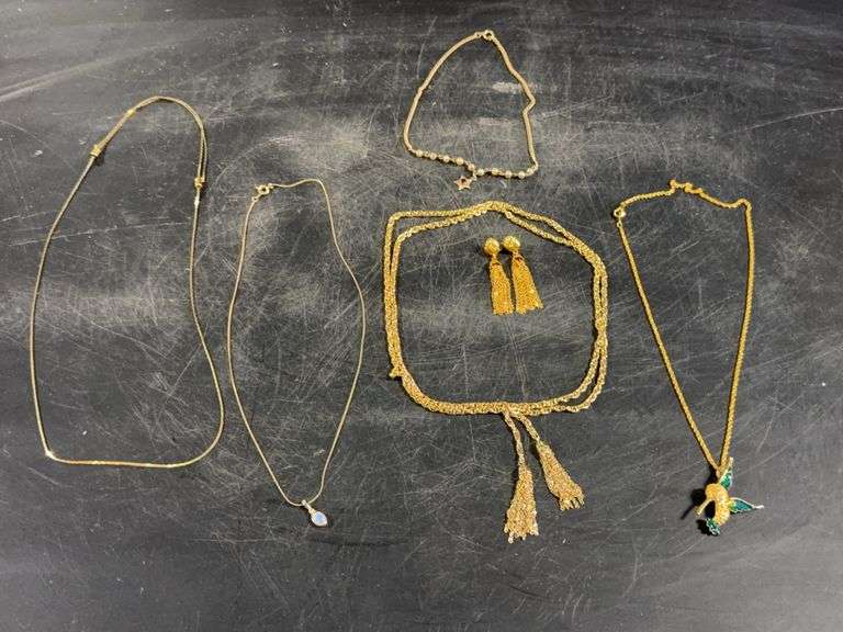 Gold Tone Costume Jewelry, Includes Matching Necklace & Earring Set, & 4 Additional Necklaces