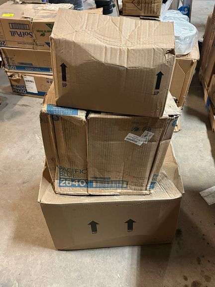 Commercial Paper Towel Rolls