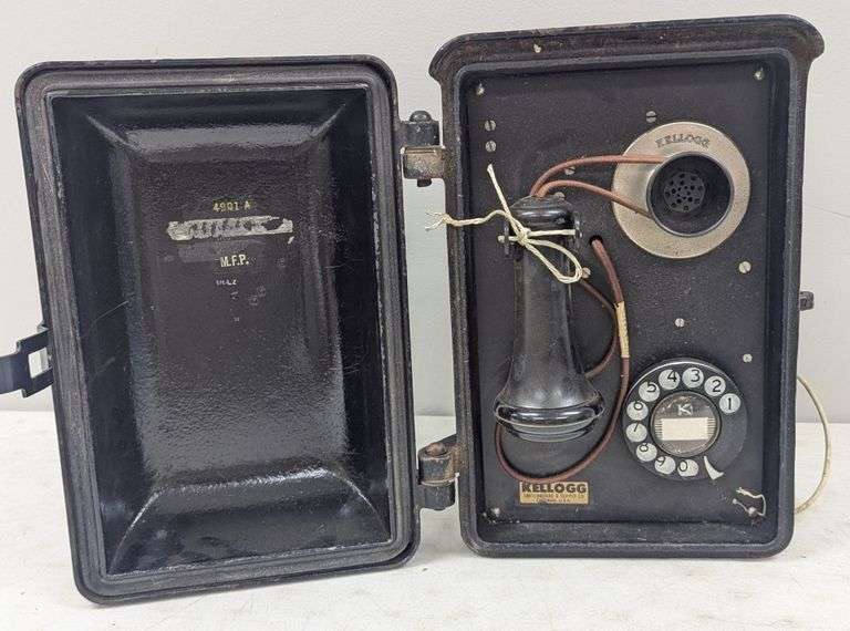 1940's Kellogg Outdoor Telephone Model 4901A Kraft Auction Service, LLC