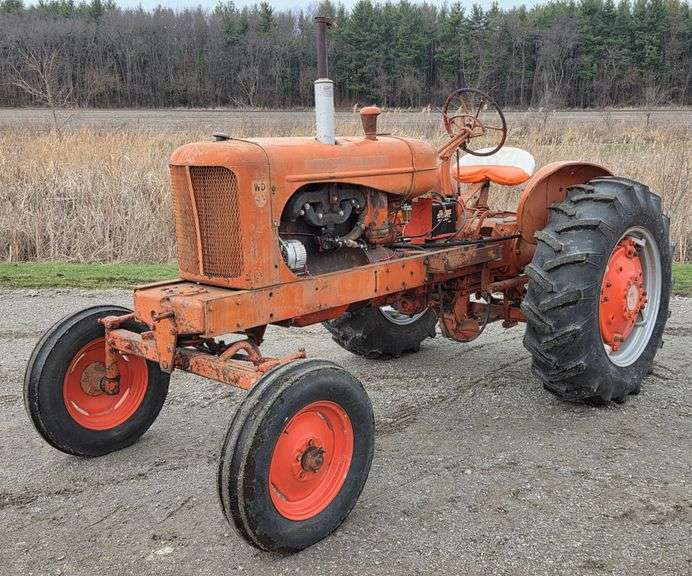 1952 Allis Chalmers WD - Kraft Auction Service, LLC