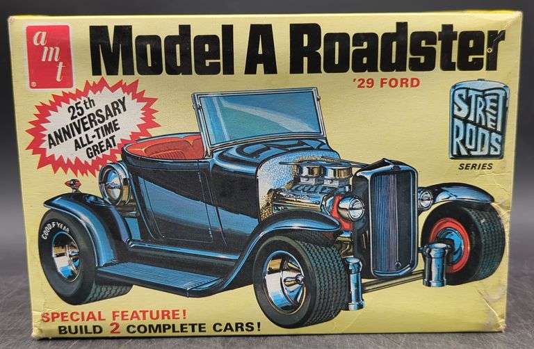 (D) AMT Model A Roadster '29 Ford. Street Rod Series. 1/25 Scale ...