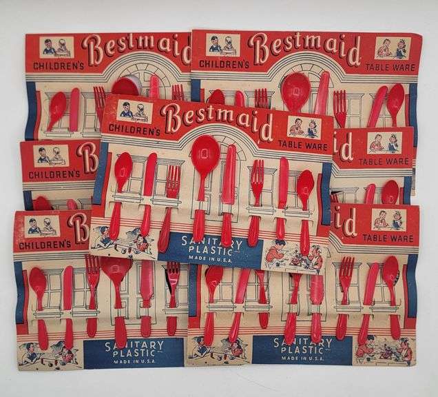(CJD) Collection Of Plastic Children's Table Ware Sets - Kraft Auction ...