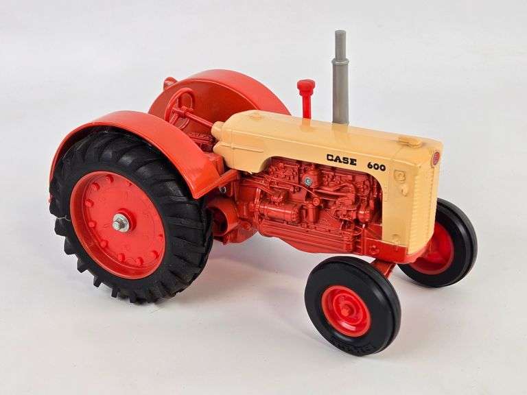 1/16 Ertl Case 600 Tractor