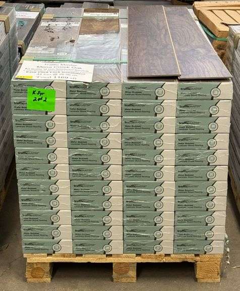 1169 Sqft Traffic Master Mena Creek Oak 7mm Laminate Flooring