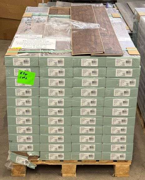 1169 Sqft Traffic Master Mena Creek Oak 7mm Laminate Flooring