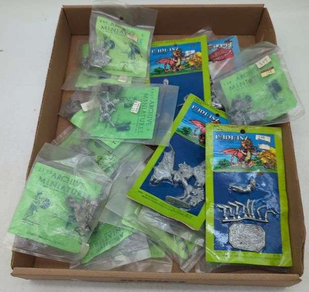 (D) Archive Miniatures. Fantasy Miniatures. Pewter 2 inch largest ...