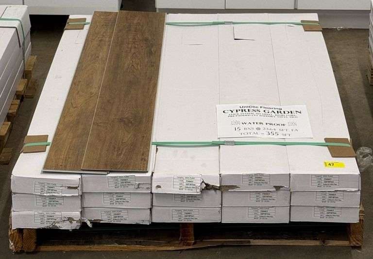 355 Sqft UniClic Cypress Garden Luxury Vinyl Flooring