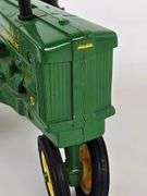 1/16 Ertl John Deere Model 70 Narrow Front Tractor