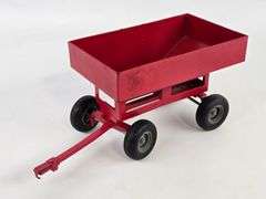 1/16 Ertl International Gravity Wagon