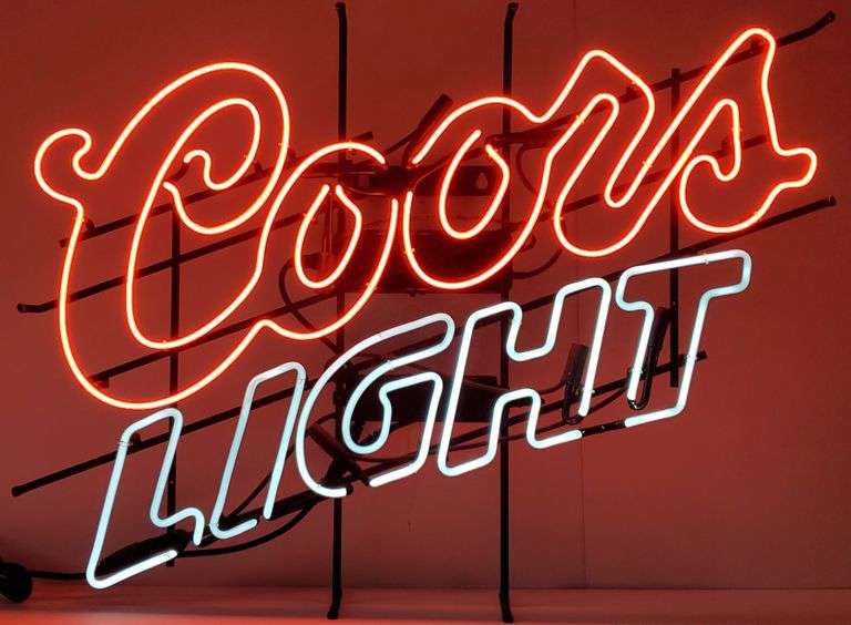(QQ) Coors Light Beer Neon Sign
