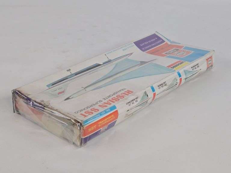 1/230 Scale Lindberg Russian SST Jetliner Airplane Model Kit