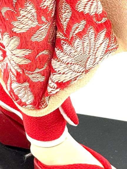 Japanese Geisha Doll