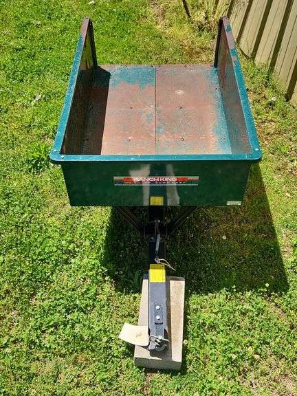 (AA) Ranch King 10 Cubic Foot Dumo Cart