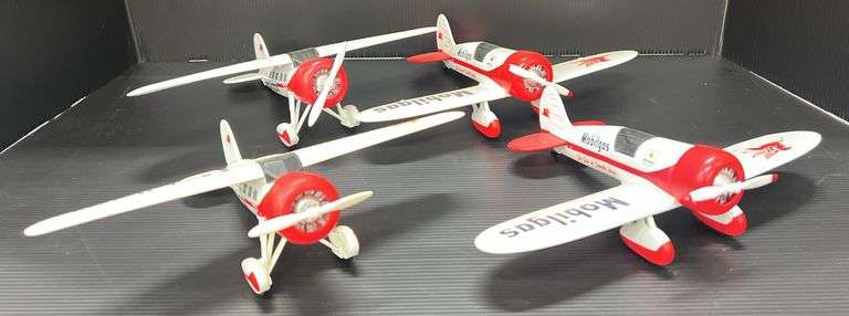 Liberty Classics Die Cast Replica Mobilgas 1:32 Scale Airplanes.