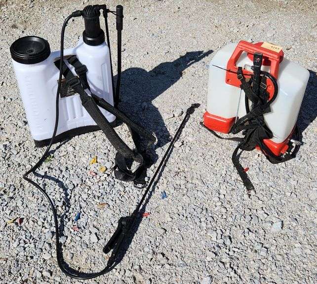 (G) (2) Back Pack Sprayers
