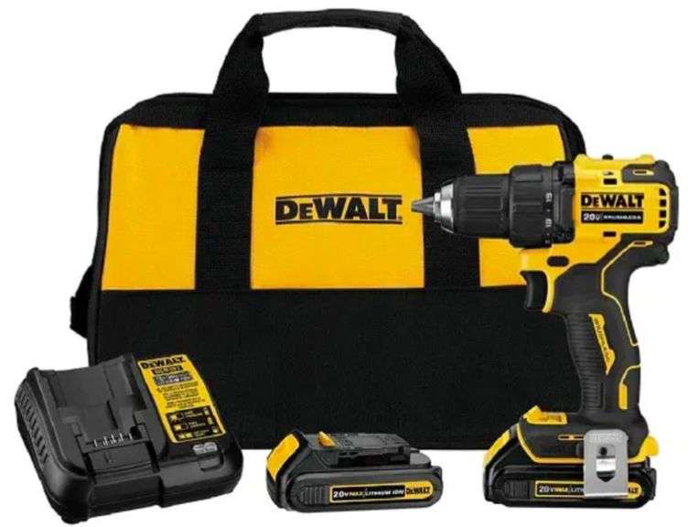 (CC) DeWalt Drill/ Driver Kit 1/2"