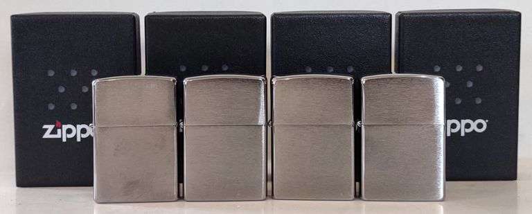 (CC) Plain Chrome Zippo Lighters