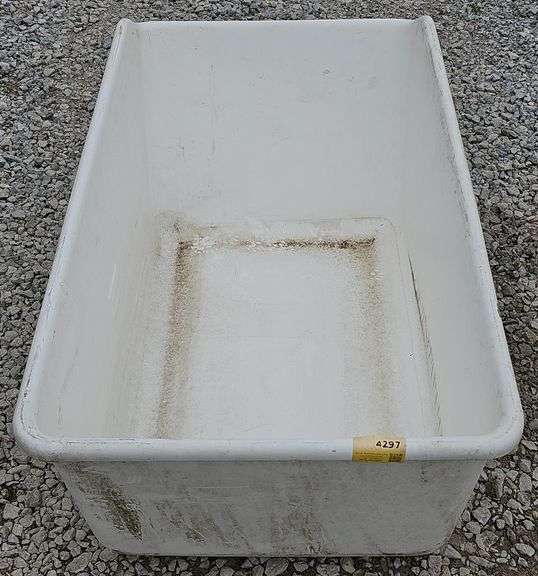 (R) Remco Angled Dump Tub