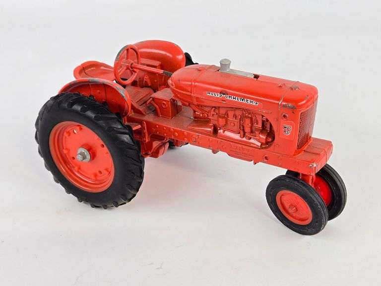 1/16 Ertl Allis-Chalmers WD-45 Narrow Front Tractor