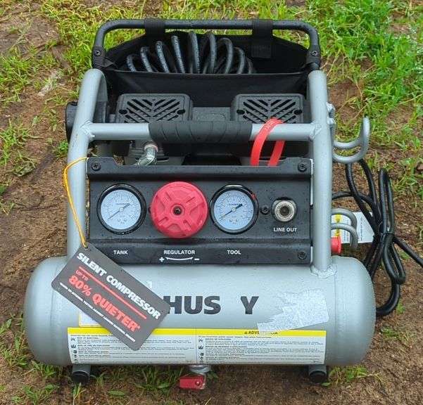 (CC) Husky Portable Electric Air Compressor