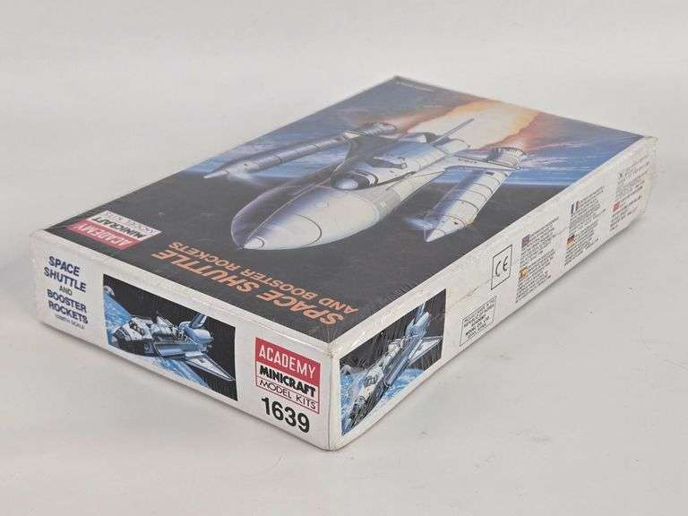 1/288 Scale Academy Minicraft Space Shuttle & Booster Rockets Model Kit - Sealed