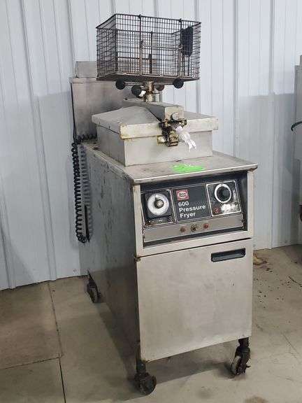 (A) Henny Penny 600 Pressure Fryer.