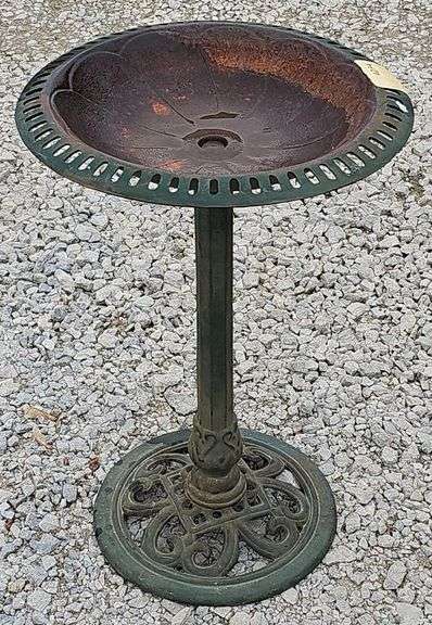 (G) Green Cast Iron Birdbath