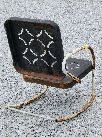 (P) (2) Metal Patio Chairs