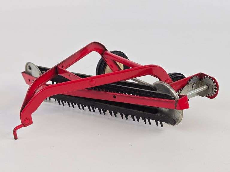 1/16 Ertl Case International Hay Rake