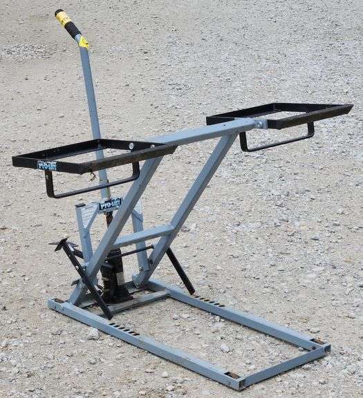 (J)  Pro Lift ATV And Lawn Mower Lift, 22" Lift, 300 LBS Capacity