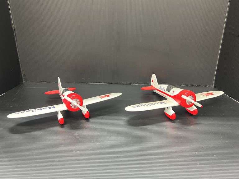 Liberty Classics Die Cast Replica Mobilgas 1:32 Scale Airplanes.